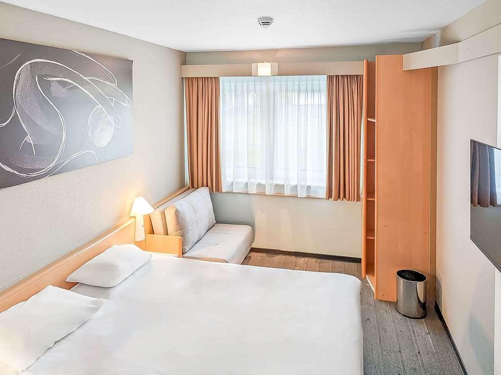 Ibis Luebeck City Hotell Rom bilde